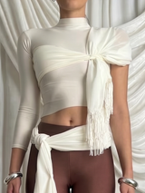 BEIGE TOP WITH BEIGE FRINGE SCARF