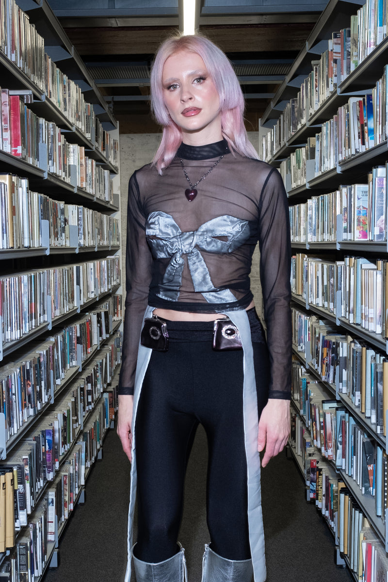 Black Dissolved Bow Top