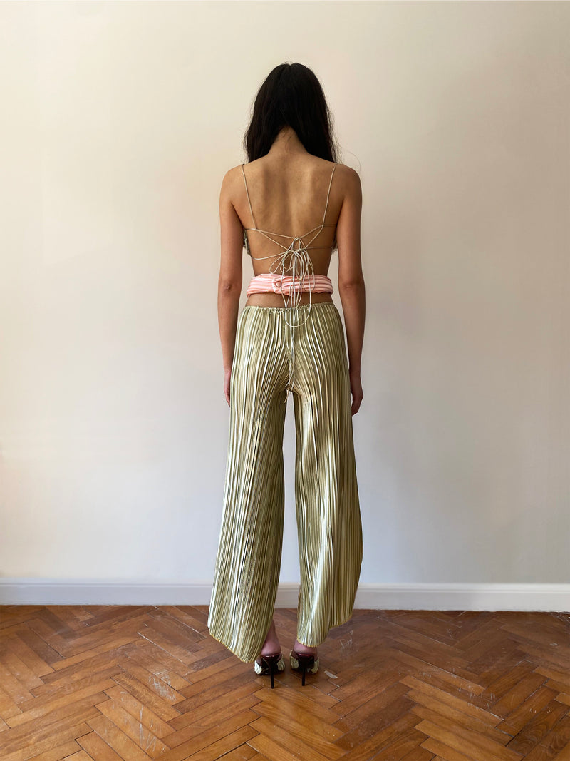 Glue Pleat Oyster Bra