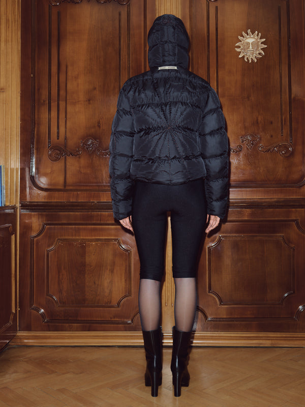Black Spider Yorgan Puffer